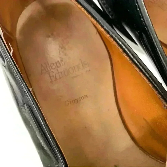 Allen Edmonds mens size 10.5 Grayson black calf leather tassel slip on loafers